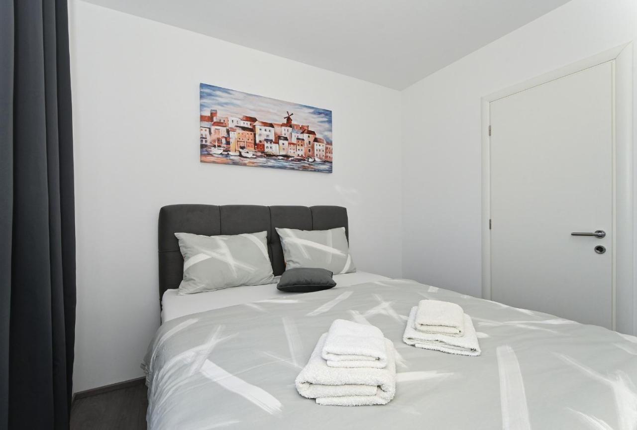 Luxury Apartment White Crystal Kaštela Exteriér fotografie
